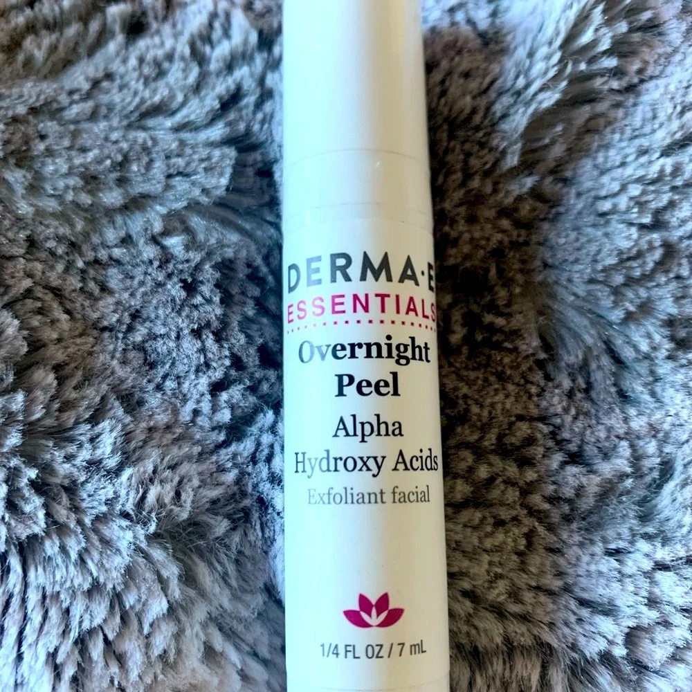 DERMA•E ESSENTIALS OVERNIGHT PEEL